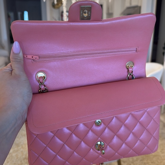 Chanel medium lamb skin classic flap bag - Picture 13 of 17